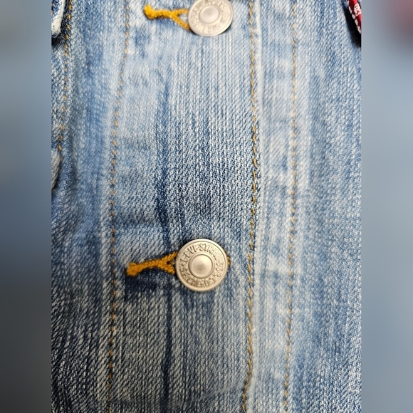 UO Urban Renewal Remade Coin Trim Denim Jacket S/M *EACH ONE IS UNIQUE* - Picture 11 of 15